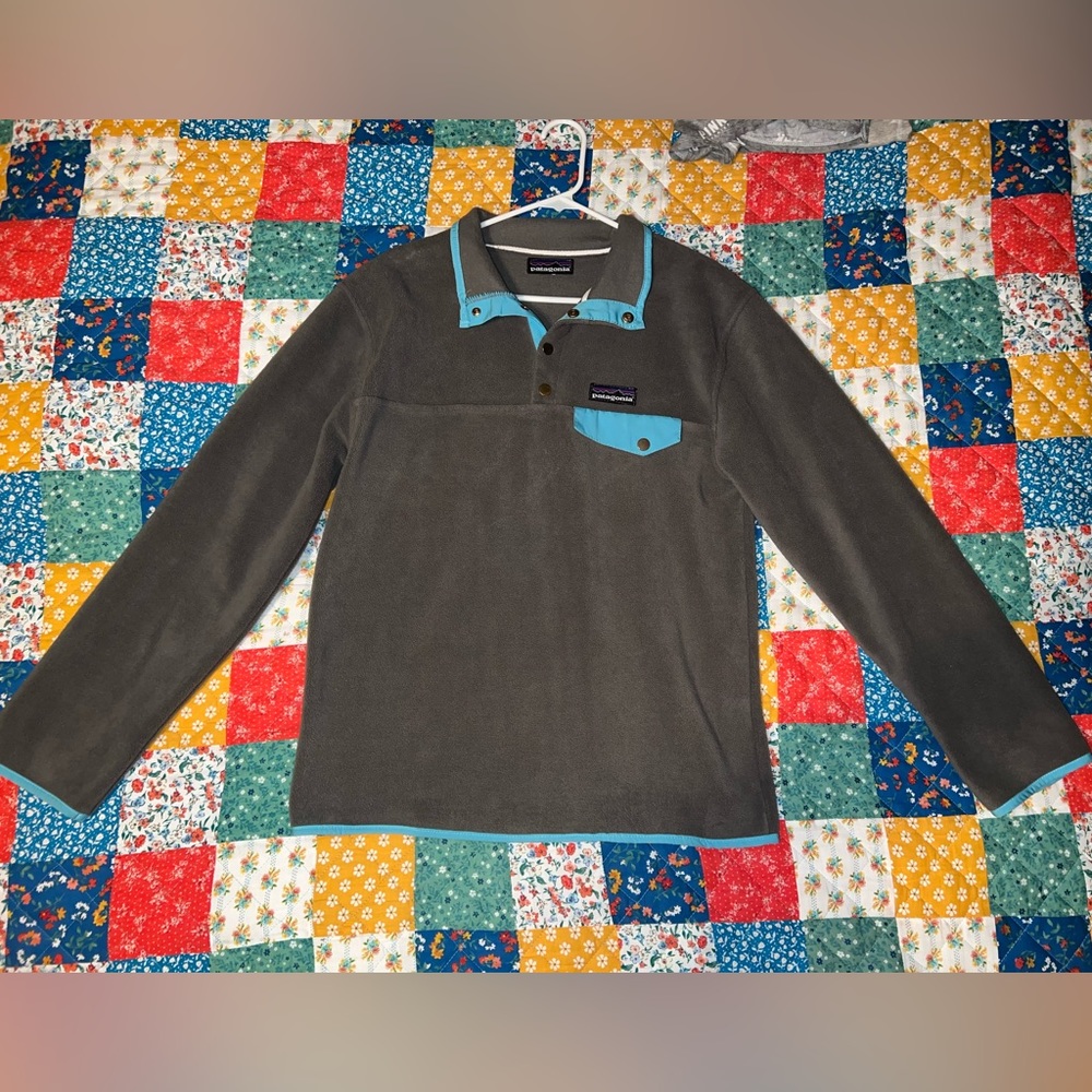 Womens Medium Patagonia! Worn a few times!! Excellent condition